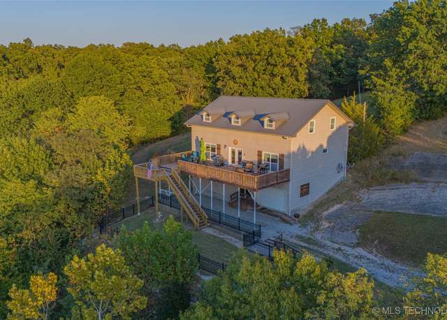 Property at 284 Private Rd #042, Eucha, OK 74342, 5 beds, 4.5 baths