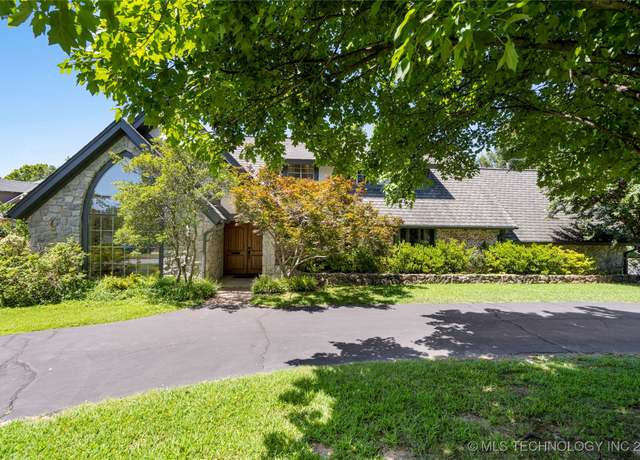 Property at 4708 S Evanston Pl, Tulsa, OK 74105, 4 beds, 3 baths