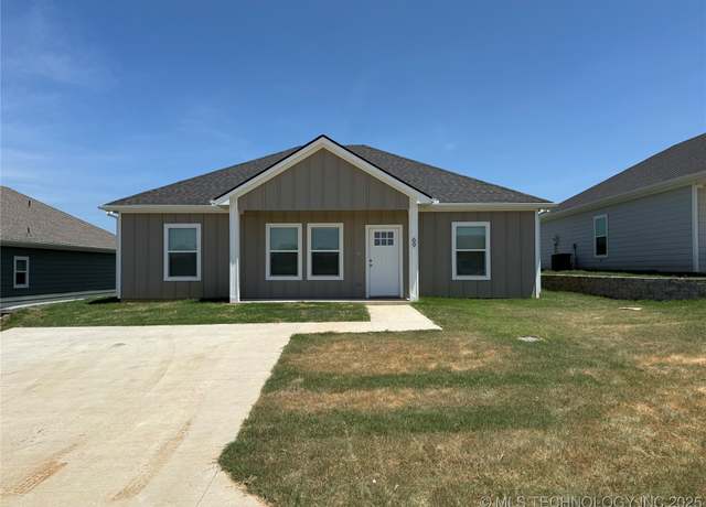 Property at 69 Loyal Ln, Durant, OK 74701, 4 beds, 2 baths