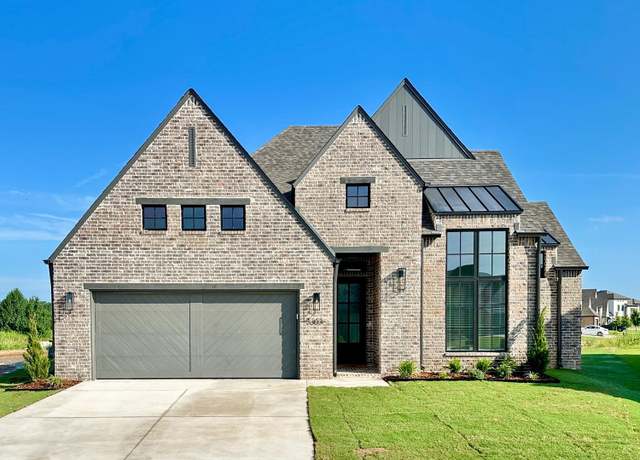 Property at 5303 E 126th St S, Bixby, OK 74008, 3 beds, 2.5 baths