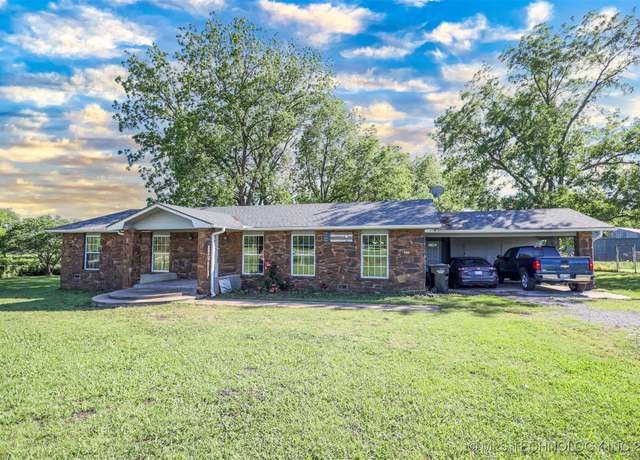 Property at 8845 Chestnut Rd, Henryetta, OK 74437, 3 beds, 2 baths