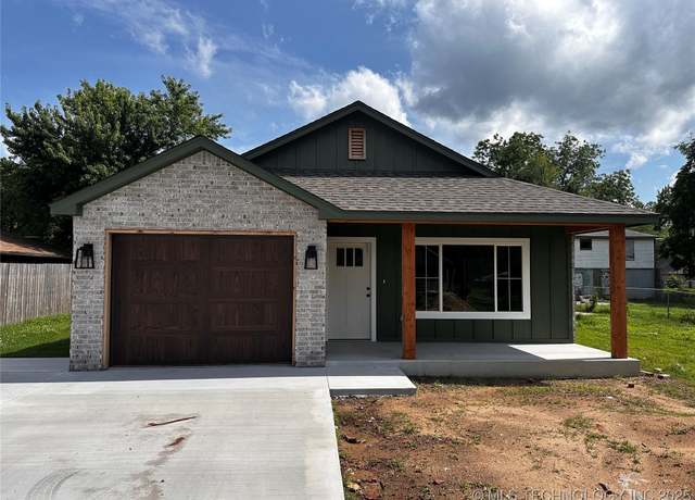 Property at 116 E Mill Ave, Sapulpa, OK 74066, 2 beds, 2 baths