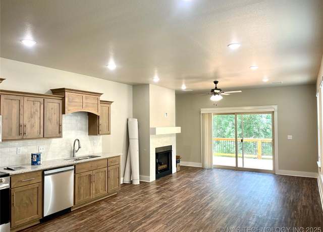 Property at 29910 94th Dr W Unit 1 & 2, Afton, OK 74331, 4 beds, 4 baths