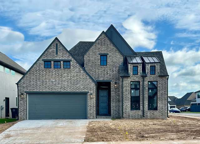 Property at 5319 E 126th St S, Bixby, OK 74008, 3 beds, 2.5 baths