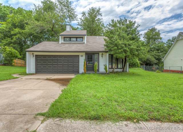 Property at 5117 S Lions Ave, Broken Arrow, OK 74011, 3 beds, 1.5 baths