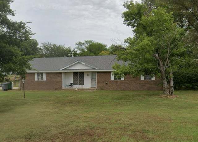 Property at 19831 S Lewis Ave, Mounds, OK 74047, 3 beds, 2 baths