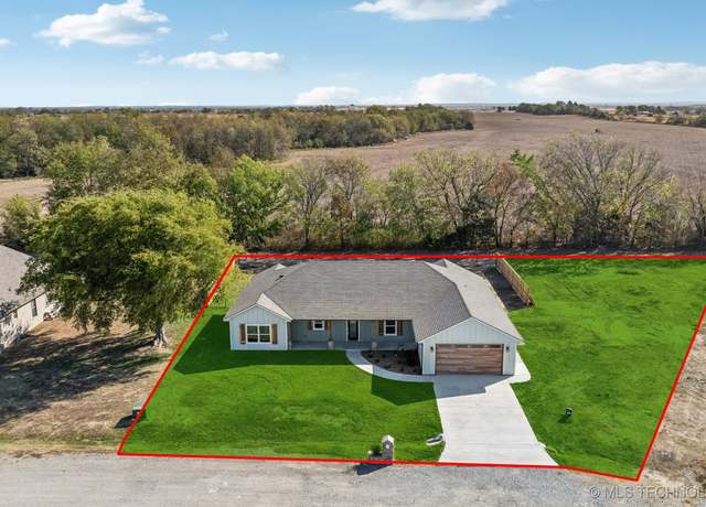 Property at 586 Adair Estates Cir, Adair, OK 74330, 3 beds, 2 baths