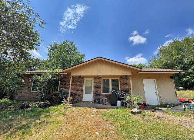 Property at 18781 S 526 Rd, Tahlequah, OK 74464, 3 beds, 1 bath