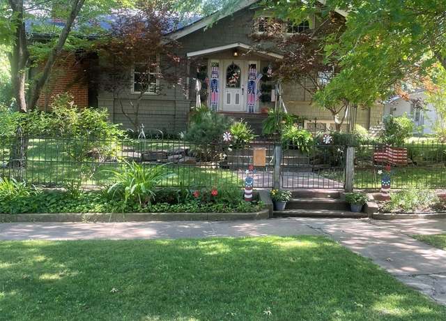 Property at 236 W 6th Ave, Bristow, OK 74010, 4 beds, 2 baths