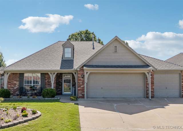 Property at 14907 E 88th St N, Owasso, OK 74055, 3 beds, 2 baths