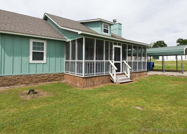 Property at 448572 E 979, Vian, OK 74962, 3 beds, 2 baths
