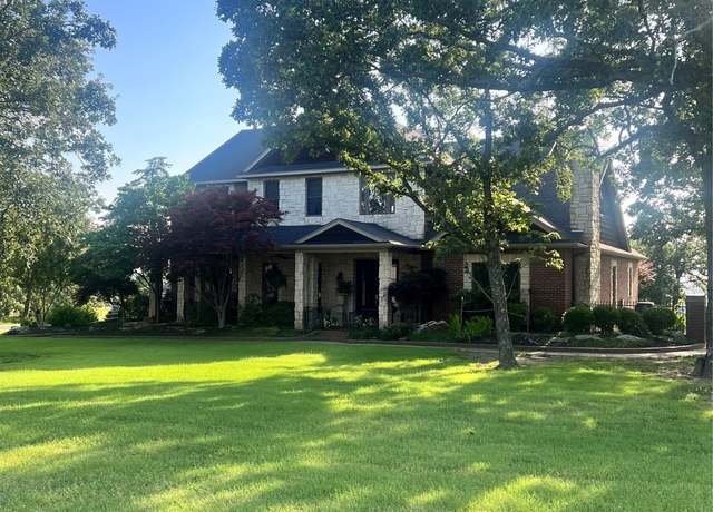 Property at 910 Summit Rdg, Mcalester, OK 74501, 4 beds, 3.5 baths