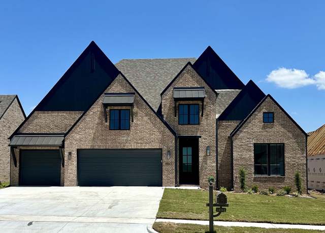 Property at 14167 S Evanston Ave, Bixby, OK 74008, 4 beds, 2.5 baths