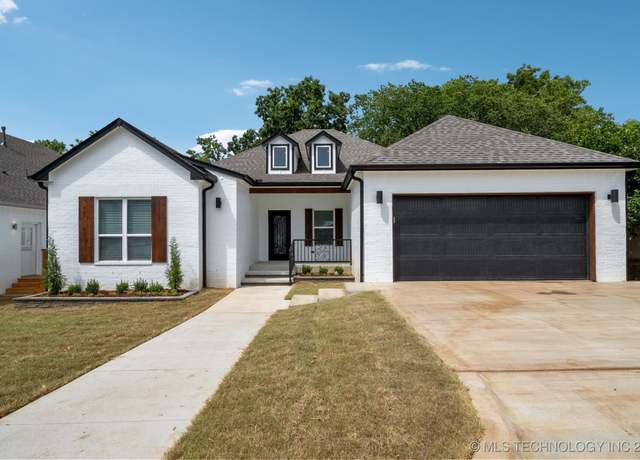 Property at 3304 Harbour Town Pl, Claremore, OK 74019, 4 beds, 2 baths