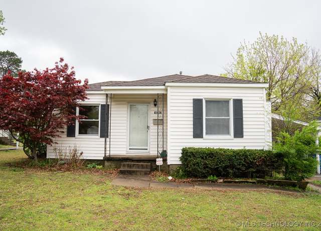 Property at 4046 E 23 St, Tulsa, OK 74114, 3 beds, 1 bath