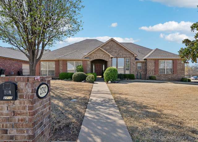 Property at 2792 Stoney Ct, Catoosa, OK 74015, 4 beds, 2.5 baths
