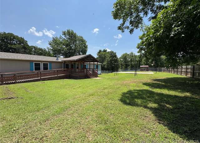Property at 11447 Ashton Rd, Sapulpa, OK 74066, 5 beds, 3 baths