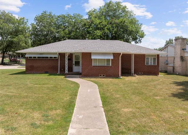 Property at 1000 Circle Dr, Ardmore, OK 73401, 3 beds, 1.5 baths
