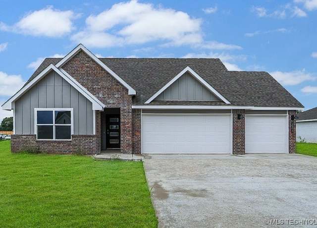 Property at 10033 E 132nd St S, Bixby, OK 74014, 5 beds, 3 baths