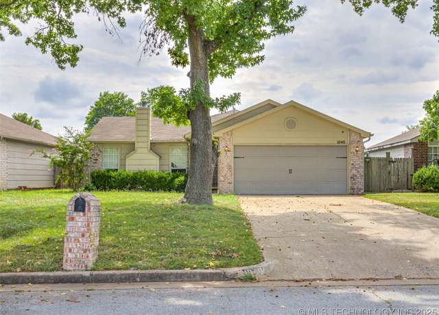 Property at 1040 E 64th St, Tulsa, OK 74136, 4 beds, 2 baths