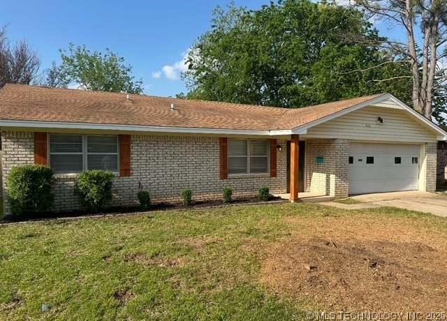Property at 413 15th Ave NW, Ardmore, OK 73401, 3 beds, 2 baths