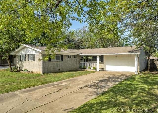 Property at 4620 S Winston Ave, Tulsa, OK 74135, 3 beds, 2 baths