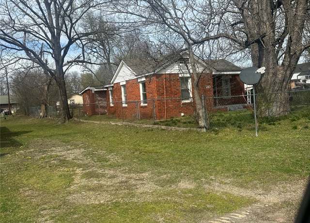 Property at 710 W Meacham St, Henryetta, OK 74437, 2 beds, 1 bath