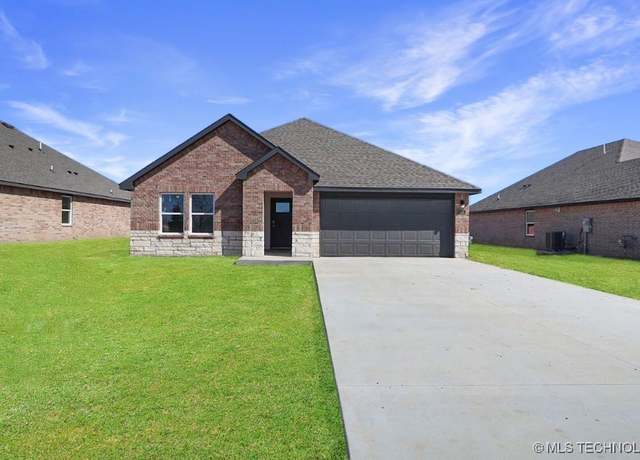 Property at 7415 N 154th Ave E, Owasso, OK 74055, 4 beds, 2 baths
