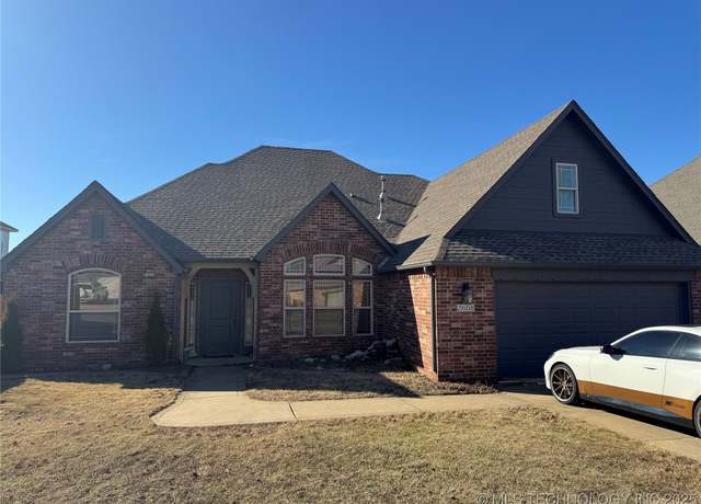 Property at 2608 S 12th St, Broken Arrow, OK 74012, 4 beds, 3 baths