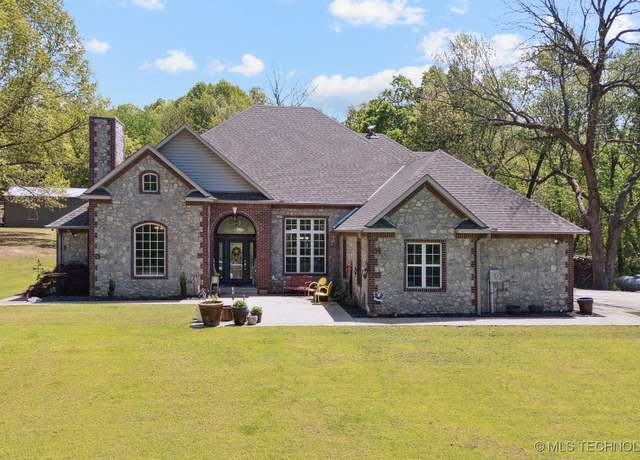 Property at 592 Brush Creek Rd, Sand Springs, OK 74063, 5 beds, 3.5 baths