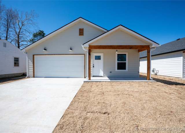 Property at 5032 S 30th WestAvenue, Tulsa, OK 74107, 3 beds, 2 baths