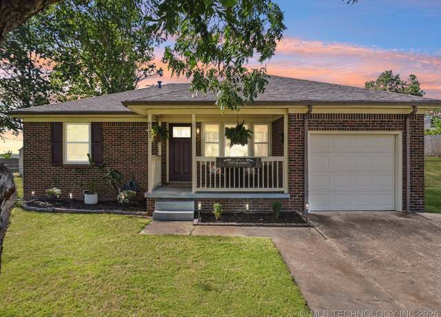 Property at 6142 E 19th St, Tulsa, OK 74112, 3 beds, 1 bath