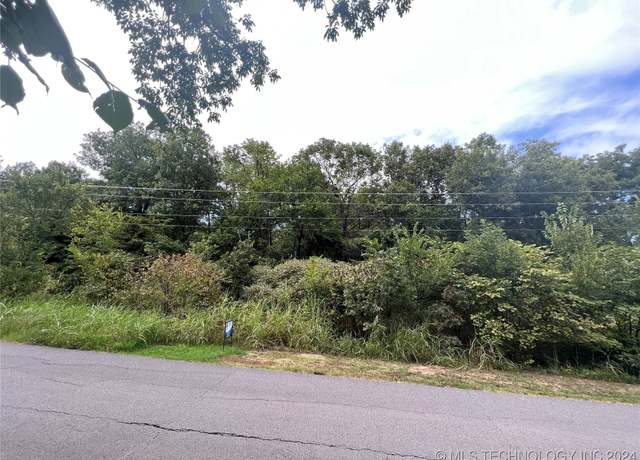 Property at 33209 Meadowood Dr, Mannford, OK 74044