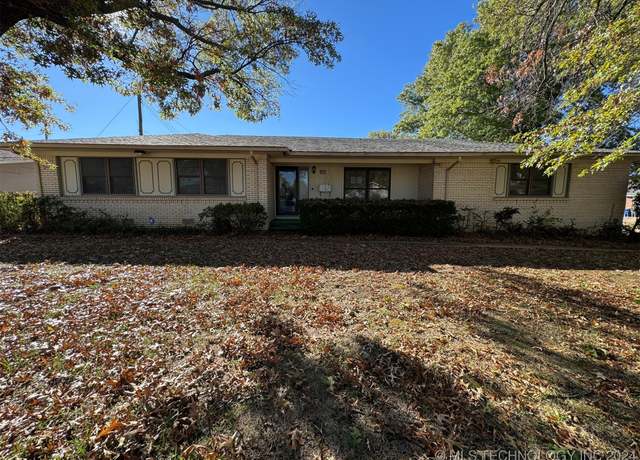 Property at 5908 E 44th St, Tulsa, OK 74135, 3 beds, 2 baths