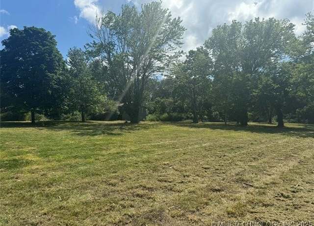 Property at 433 Terry St, Stilwell, OK 74960
