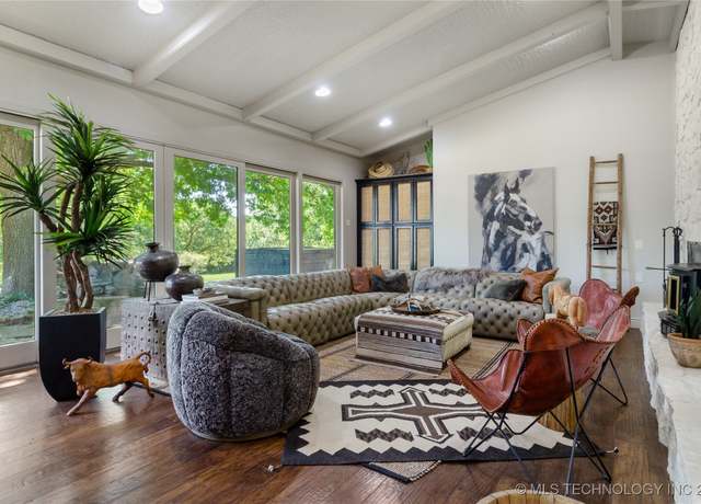 Property at 4012 Meridian Rd, Lone Grove, OK 73401, 6 beds, 6 baths