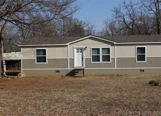 Property at 603 Country Club Blvd #2, Canadian, OK 74425, 3 beds, 2 baths