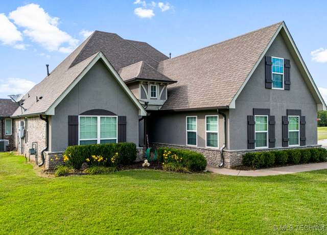 Property at 24920 S 4098 Rd, Claremore, OK 74019, 5 beds, 3 baths