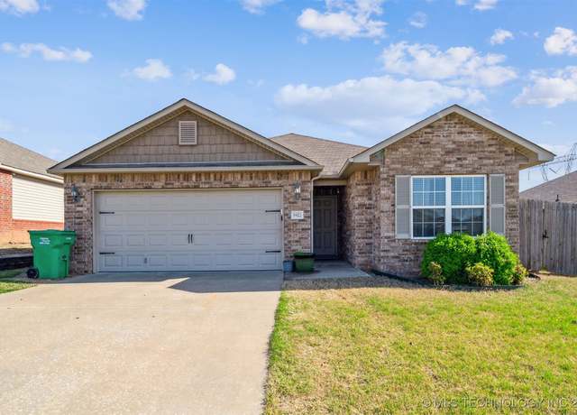 Property at 5922 E 148th Pl S, Bixby, OK 74008, 3 beds, 2 baths