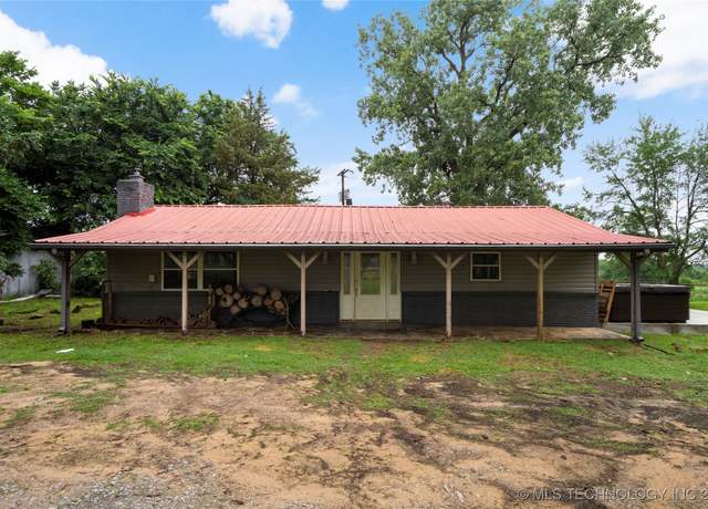 Property at 39525 W 151st St S, Bristow, OK 74010, 2 beds, 1 bath