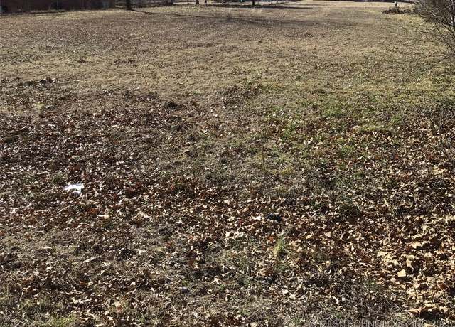 Property at S Orphan St, Pryor, OK 74361