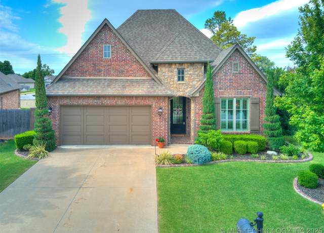 Property at 6723 E 131st Pl S, Bixby, OK 74008, 3 beds, 2.5 baths