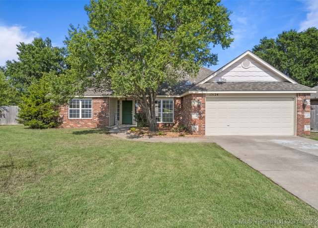 Property at 13124 N 133rd East Ave, Collinsville, OK 74021, 4 beds, 2.5 baths