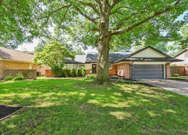 Property at 3350 E 54th St, Tulsa, OK 74135, 3 beds, 2 baths