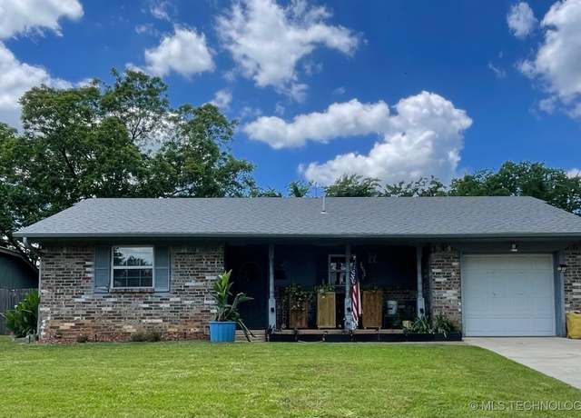 Property at 1715 Worley, Durant, OK 74701, 3 beds, 2 baths