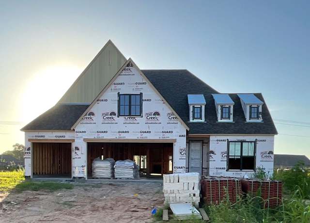Property at 6705 S Fir Ave, Broken Arrow, OK 74134, 3 beds, 3 baths