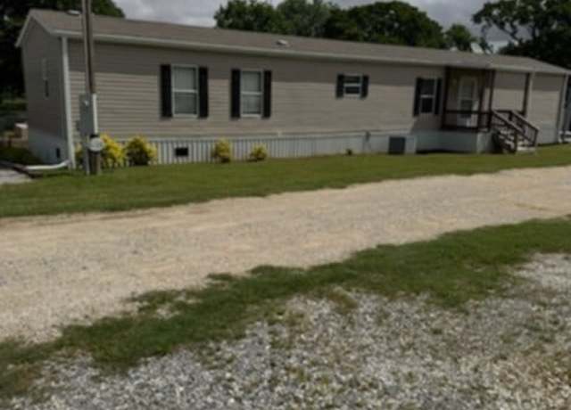 Property at 6108 Dixie St, Kingston, OK 73446, 3 beds, 2 baths