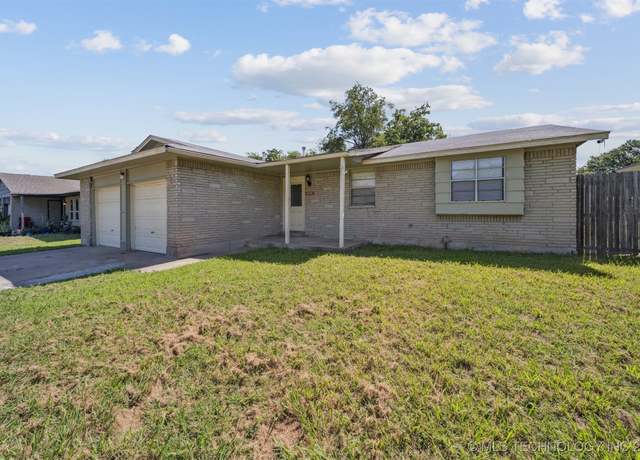 Property at 3323 S 112th East Ave, Tulsa, OK 74146, 3 beds, 1.5 baths
