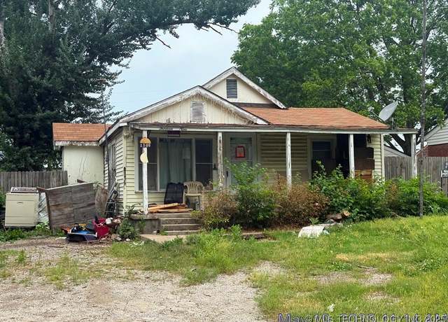 Property at 1309 S Oak, Bartlesville, OK 74003, 3 beds, 1 bath