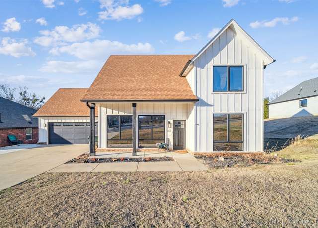 Property at 117 Castle Creek Dr, Sapulpa, OK 74066, 4 beds, 2.5 baths